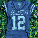 NFL Dallas Cowboys V Neck T Shirt Size Small Photo 0