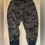 Nike Green Camouflage camo Jogger sweatpants Photo 1