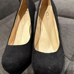 CL by Laundry Black Heels Photo 2