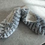 Target BNWT slipper, socks with grippers Photo 0