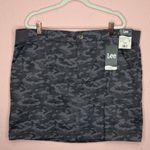 Lee  Women's Comfort Waist Skort - Grey Camo. Size 20 Photo 1