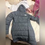 The North Face  550 Gotham Mid parka LIKE NEW! Photo 12