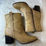 Rampage  Tan Boots Gold Accent Size 10 Heels Retro Photo 9