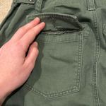 G1 Goods Green Mini Skirt Size 0 flaw missing button Photo 4