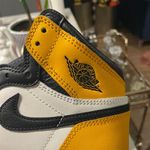 Air Jordan 1 High OG Taxi Photo 3
