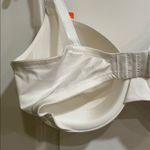 Warners This Is Not A Bra Underwire White NEW Size 40D Push Up Contour T Photo 8