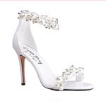 Privileged Heels in Great condition Photo 4