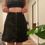 Black Tweed Textured Mini Skirt With Zipper Down The Front 🕶 Size 8 Photo 1