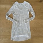 Reformation  - Ribbed Long Sleeve Sweater Mini Dress in Gray Beige Photo 4