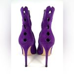 Gianvito Rossi Purple Suede Diamond Cut-Out Peep-Toe Ankle Booties Size 39.5 Photo 3