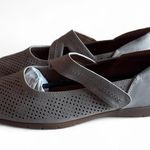 Comfortview Flats Women's Size 8 Grey/Tan Photo 1