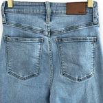 Madewell Curvy Roadtripper Jeans Women's Sz 25 in Benton Wash: Knee-Rip Edition Photo 7