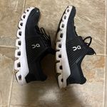 on cloud  Cloudswift Running Shoes Photo 5