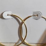 Ellarinn Gold Classic Hoop Earrings Photo 3