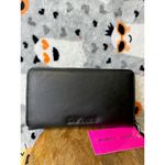 Betsey Johnson Black Spider Embossed Zip Wristlet Wallet NWT Photo 1