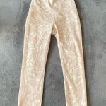 Lululemon Wunder Under Crop Luxtreme 21” in Shadow Leaf Ivory Muse Size 2 Photo 6