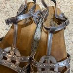 Naot Size 42 11 Elinor Mirror Leather Metallic Sandals Silver Photo 3