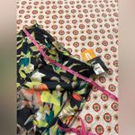Avia NWT Tropical Leggings 3/4 length size small Photo 5