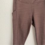 Athleta mauve pink 7/8 high waist ultimate stash pocket leggings, size XS Photo 1