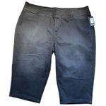 Avenue ‎ Women's Black Bermuda Denim Pull-On Shorts Crop Size 30 Photo 0