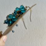 NWT Crystal Blue and Gold Cluster Dangle Earrings Photo 2