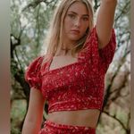 Band of the Free JOELLE CRIMSON FLORAL SMOCKED TOP NWT Red Size L Photo 4