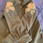 Bob Mackie  Womens Sz: M Fleece Jacket Wearable Art Abstract Embroidered Floral. Photo 6
