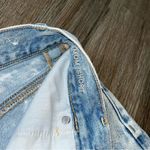 American Eagle  4.5” Mom Short Photo 4