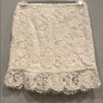 Elegant Lace Skirt in white /mini small Photo 0