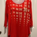 Nebraska Huskers 3/4 Sleeve Printed Top Medium Women's Red Scoop Neck Shirt GBR Size 8 Photo 0