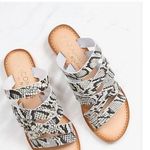 Coconuts by Matisse Coconuts Womens By Matisse
Ladylike Sandals in White Snake size 9 Photo 0