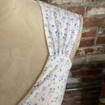 Hollister  White with Blue Floral V Neck Sleeveless  Crop Top Size S Photo 2