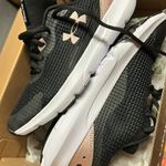 Under Armour Surge Photo 0