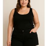 Old Navy Classic Black Casual Shorts Women’s Size 18 Photo 0