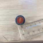 Vintage Mary Kay 1995 Label Pin Photo 2