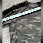 Athleta  Farallon Printed Sweatshirt Black Olive Camo Sweater Top Pullover Sz‎ Xs Photo 4