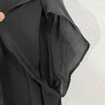 Ann Taylor  LOFT Women‎ Size XS Black Romper Cap Sleeve V-Neck Front Clasp Button Photo 5