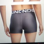 Under Armour  Women's Charcoal Heatgear Shorty Shorts 3" Size L Photo 2