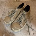 P448  John Gold Glitter Low Top Sneakers Photo 1