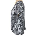Hippie Rose New  Snake Print Top Black White Size L Large Front Twist Photo 1