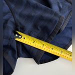 Lululemon  women blue stripe print shorts 6 Photo 4