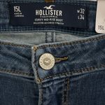 Hollister  Curvy Mid-Rise Boot Jean - Size 32x34 Photo 2