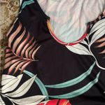 SheIn Tropical vacation crop top Photo 1