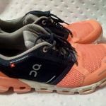 on cloud Cloudflayer women running shoes Photo 3