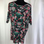 LuLaRoe NWOT  Disney Villains Queen of Hearts Irma Size Small Oversized Photo 1