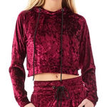 LF  Emma & Sam Hoodie Women Small Red Velvet Soft‎ Crop Knit Pullover Sweater Photo 0