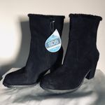 Baretraps Black Suede Cold weather Boots Photo 4