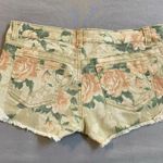 Mossimo Supply Low Rise Shorts Floral Lace Size undefined Photo 5