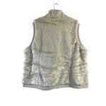 Roz & Ali Women's Fuzzy Rose Vest Photo 1