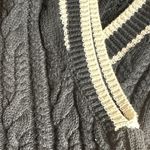 Abercrombie & Fitch  Black Cable Knit Vest Photo 6